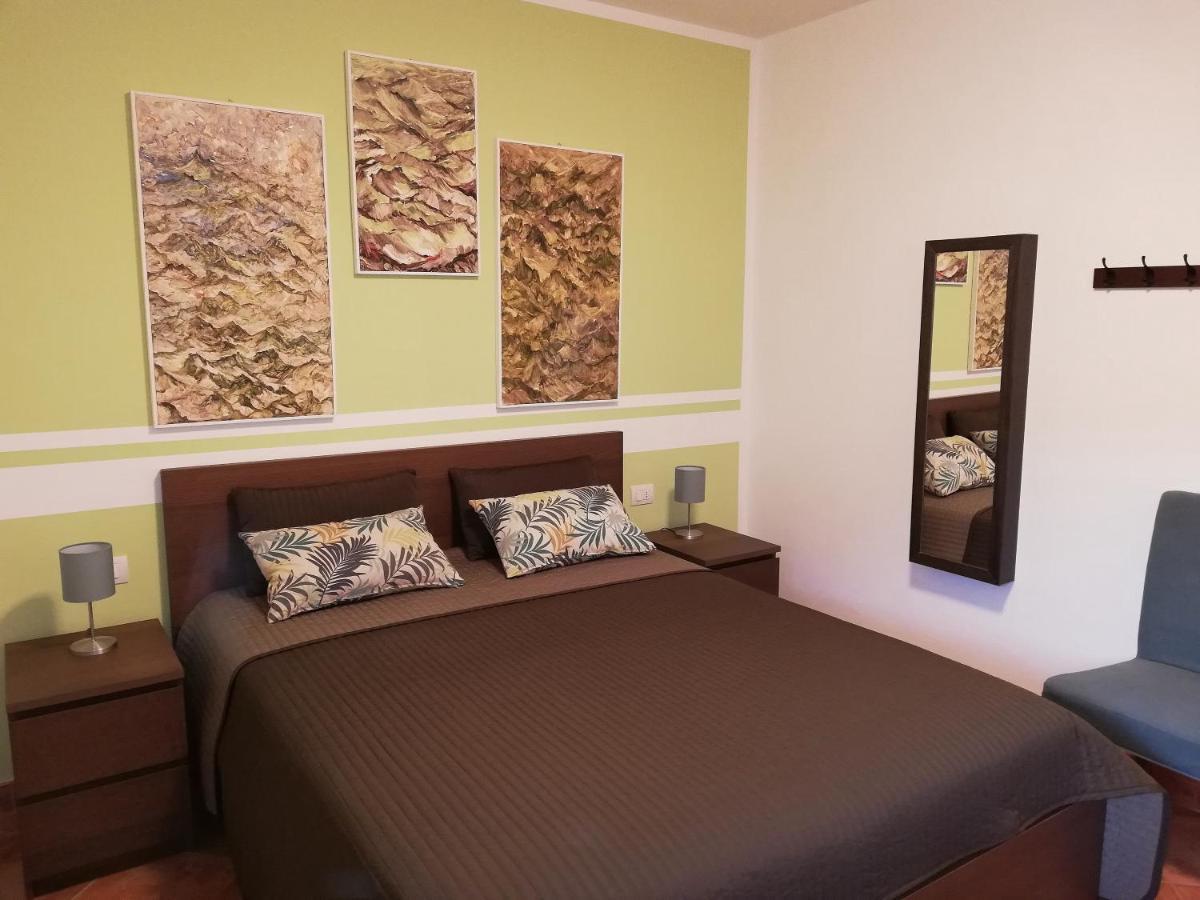 Case Vacanze Borgo Faraldi Villa Faraldi Bagian luar foto